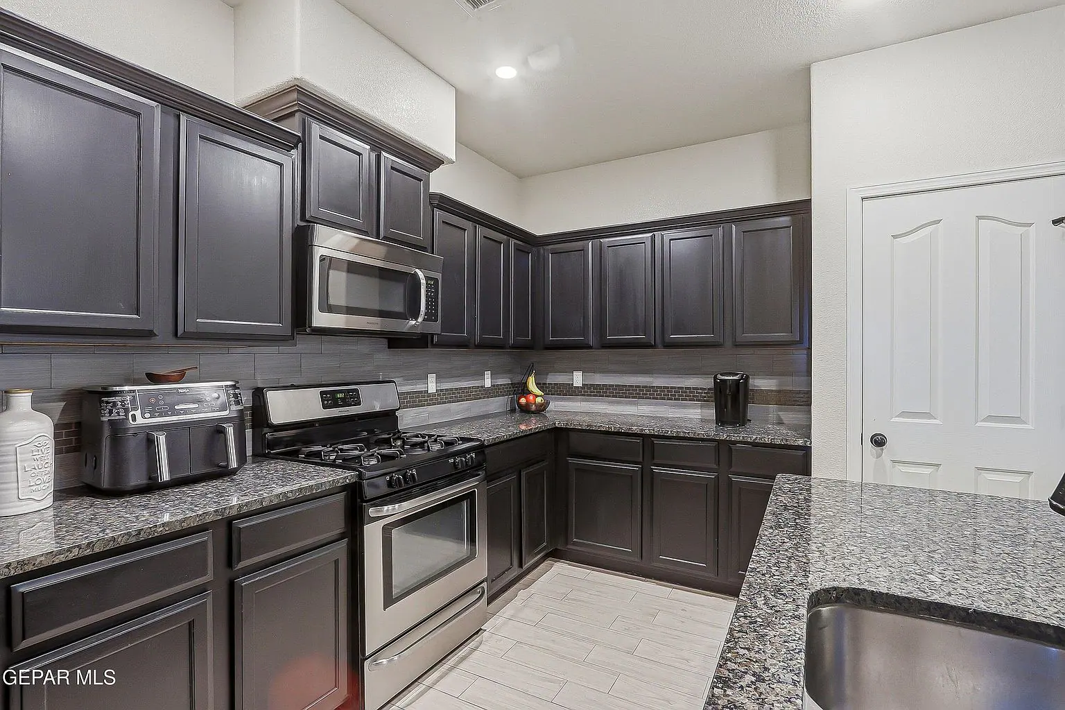 14841 Tim Hardaway Dr in El Paso, TX, photo 5